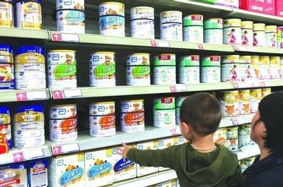 乳企“大考”后竞相出招，三四线城市成婴幼儿配方乳粉必争之地